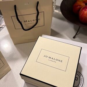 Jo Malone Box & Gift Bag